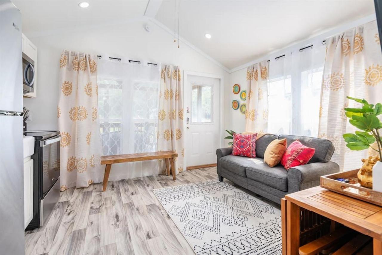5 Cozy Casita Lux Tiny House, Firepit, 5 Mins To Downtown غنترسفيل المظهر الخارجي الصورة